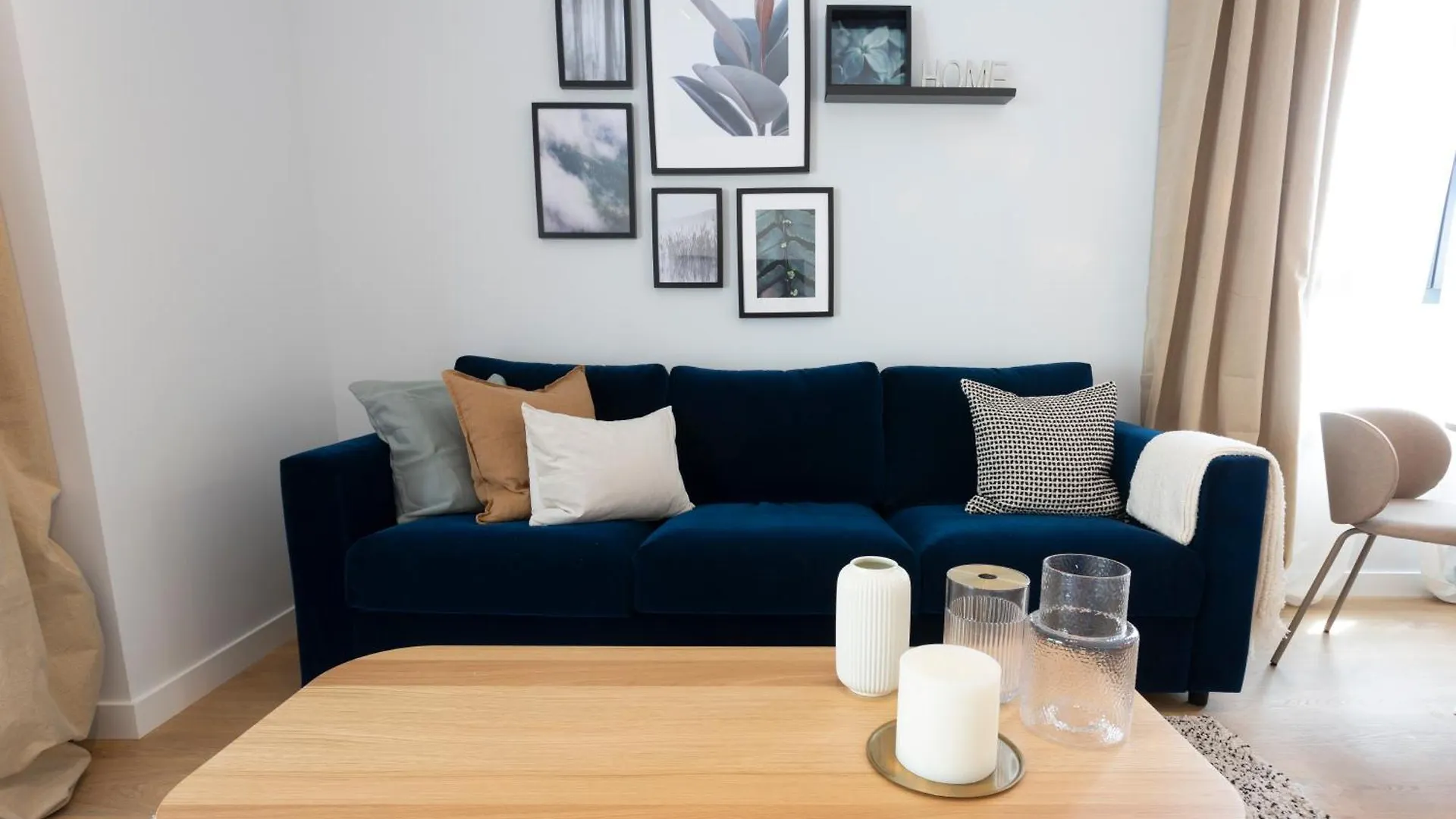 Apartamento Con Vistas En Paseo De Reding By Rent Me Apartment Malaga